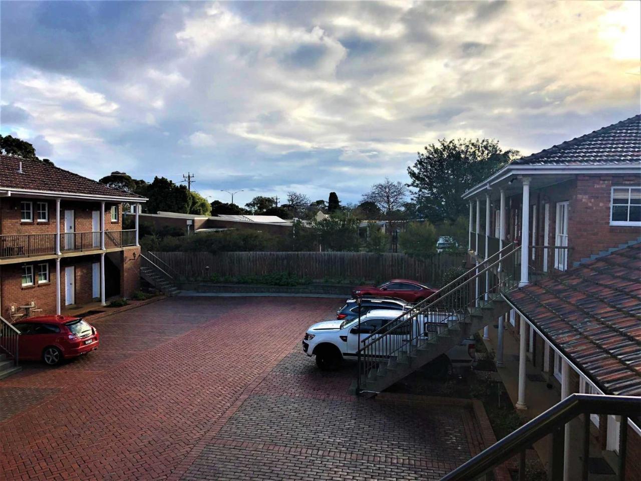 Glen Inn Glen Waverley Εξωτερικό φωτογραφία